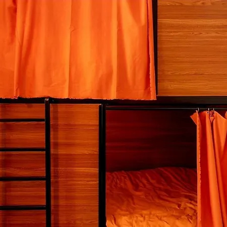 Hostel Recharge Rotterdam