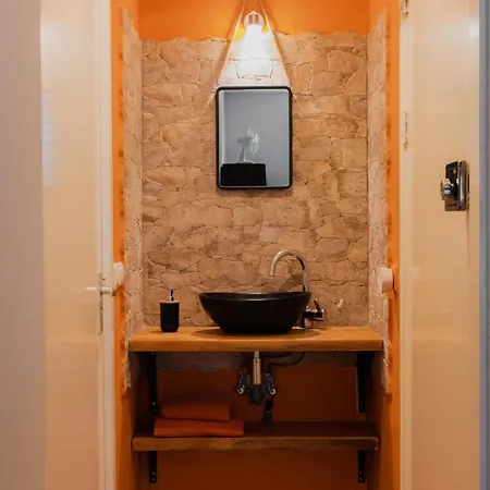 Hostel Recharge Rotterdam