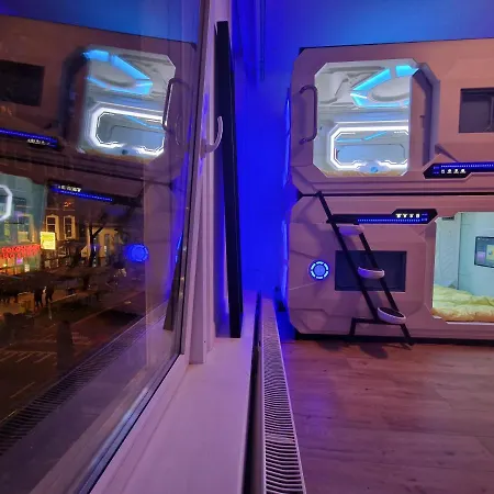 Recharge Hostel Rotterdam